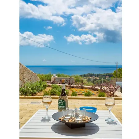 Villa Lassi Illios