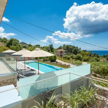 Lassi Illios * Argosztóli