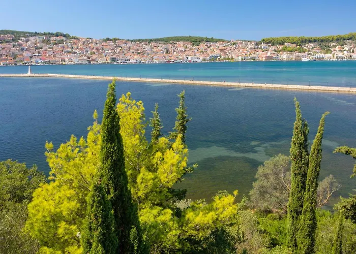 Βίλα Lassi Illios *