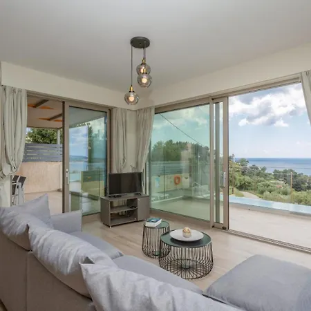 Lassi Illios ヴィラ *