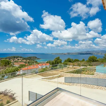 Lassi Illios * アルゴストリオン